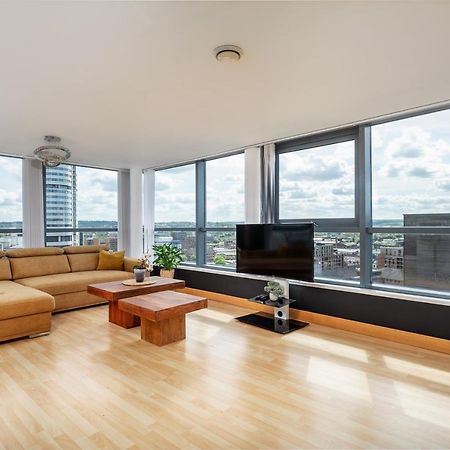Leeds Most Stunning Penthouse! - Sleeps 8 Apartamento Exterior foto